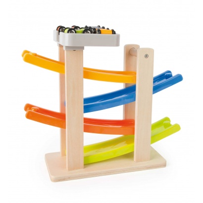 Rennbahn mit Parkdeck