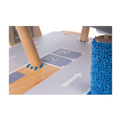 11676_legler_small_foot_parkgarage_n