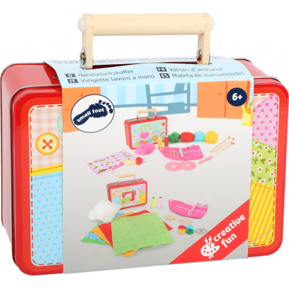 3921_legler_small_foot_kinderkoffer_naehset_verpackung