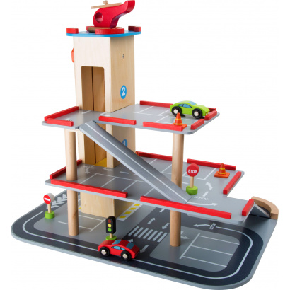 4777_parkhaus_holzrampen_b