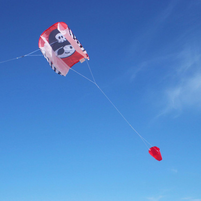 wolkenstuermer_kinderdrachen_sled_pirat_strand