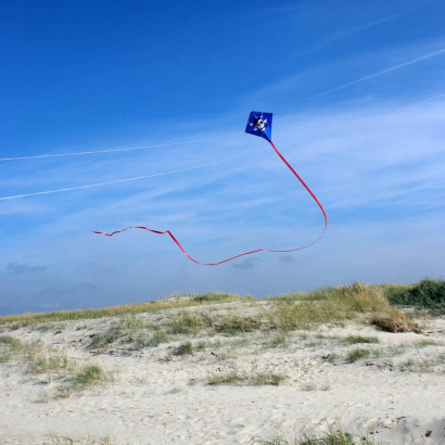 wolkenstuermer_lenkdrachen_racer_pirat_strand_001